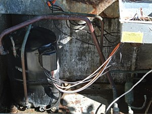 Air Conditioning unit cleaning before after 3